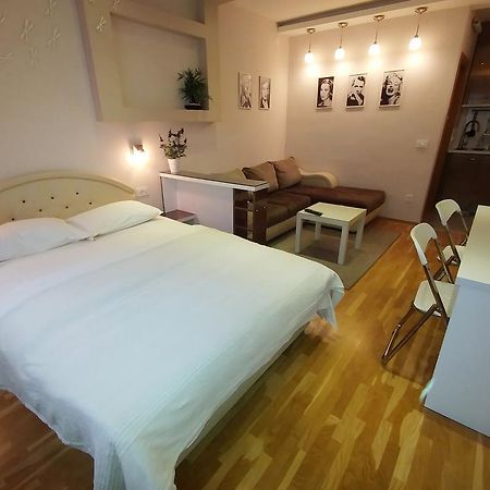 Apartment Oasis เบลเกรด ภายนอก รูปภาพ