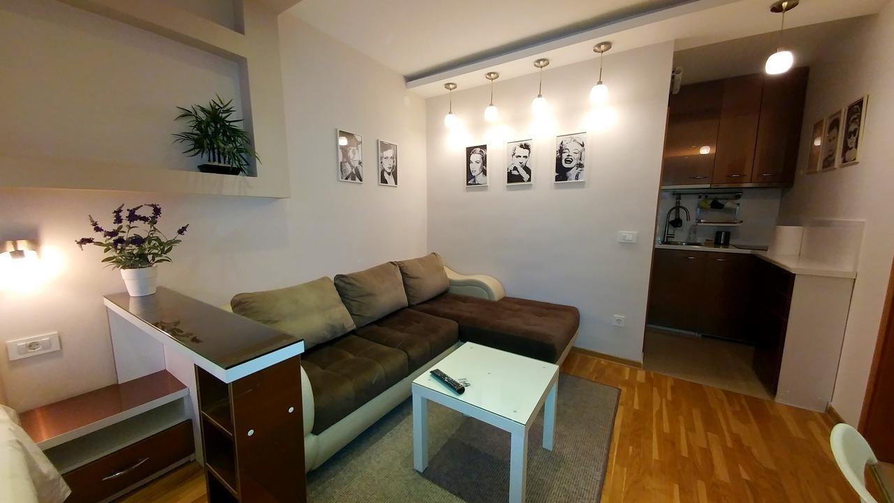 Apartment Oasis เบลเกรด ภายนอก รูปภาพ